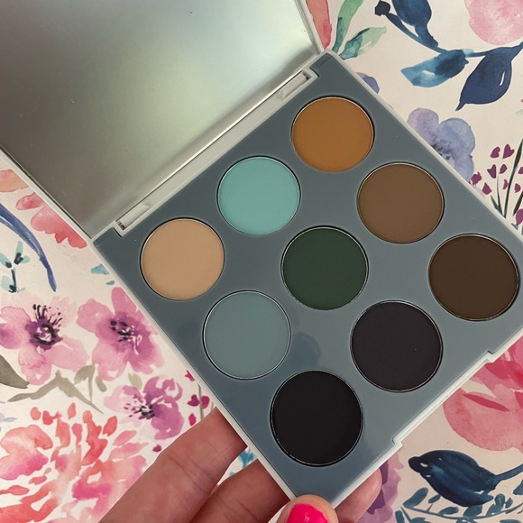 Morphe 9C matte essentials artistry palette - Picture 1 of 11